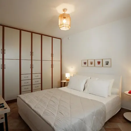 וילה Naxian Sky - Aegean Sunset Hilltop Bliss